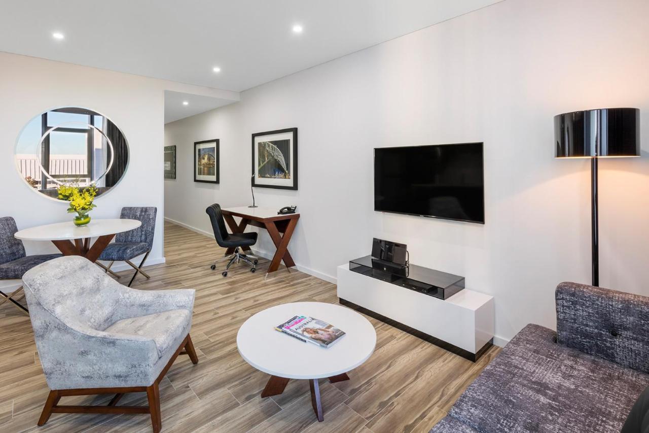 One Bedroom King Suite